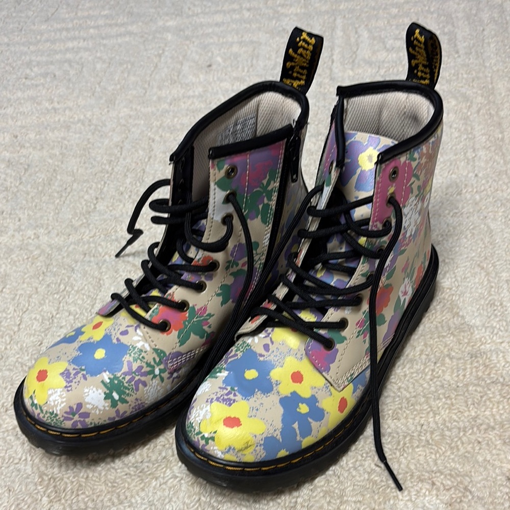 Dr. Martens Youth Pascal Floral Mashup Backband Boots